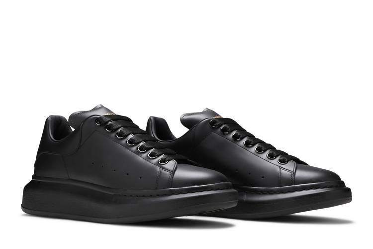 Full black alexander mcqueen's online